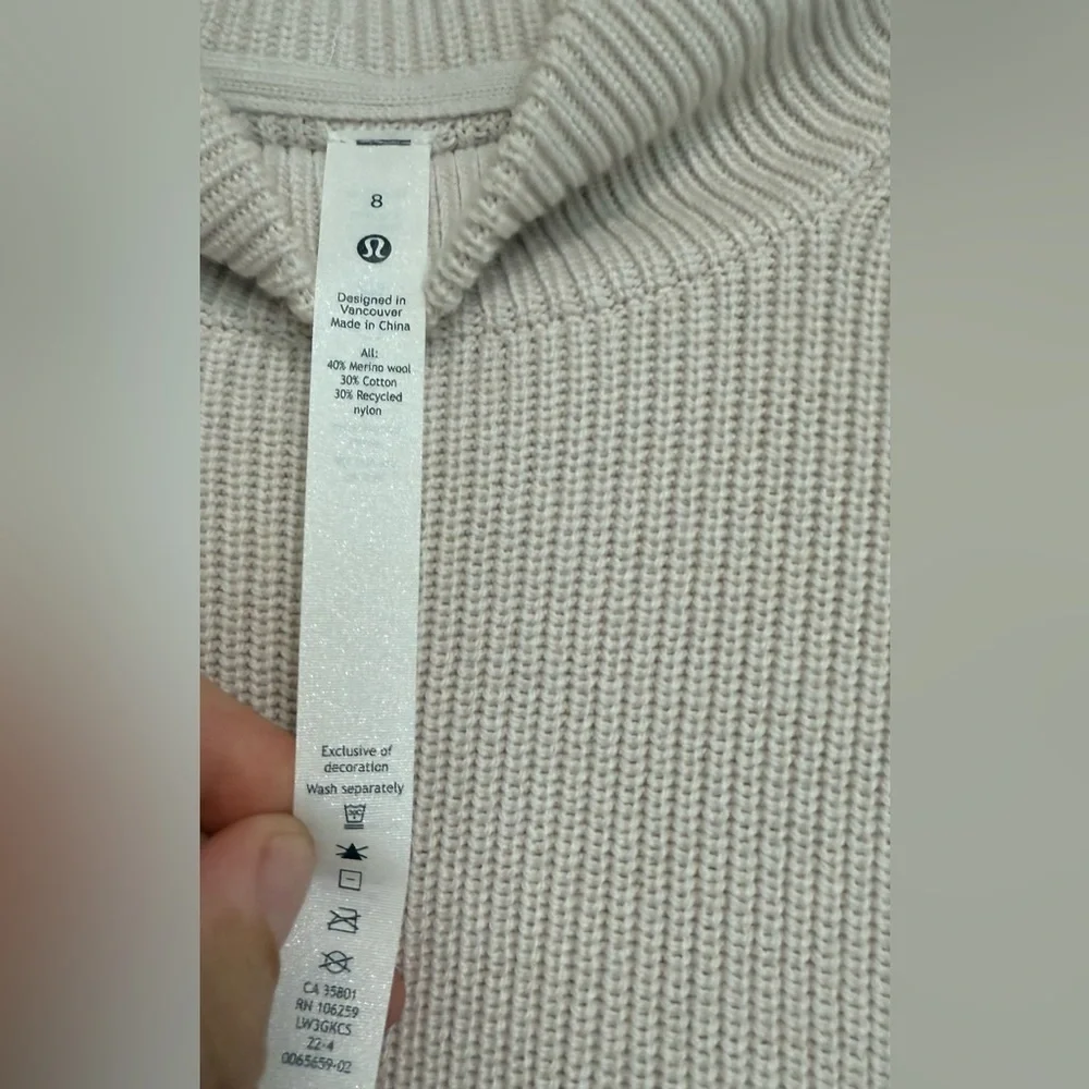 Lululemon Mock Neck Sweater Ribbed Wool Blend Beige Size 8